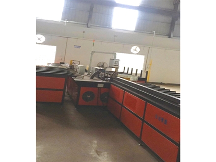 生產(chǎn)車(chē)間